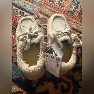 Kids Sherpa Shoes  in Cream with Lace Accent